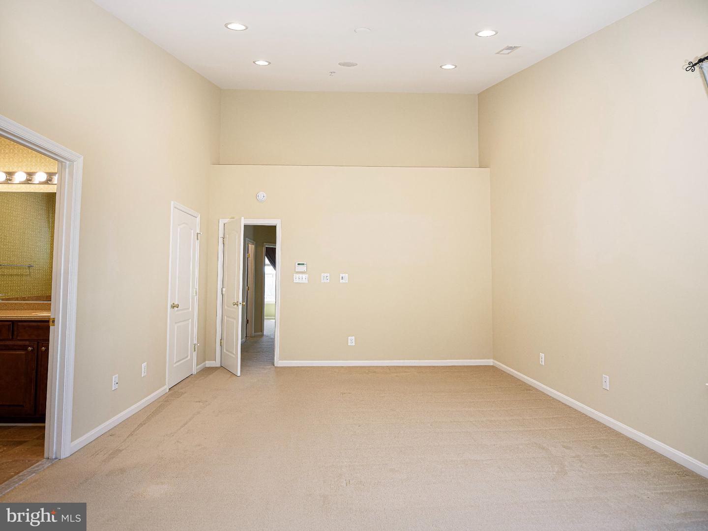 1709 Mohegan Dr #1043 Property Photo 28