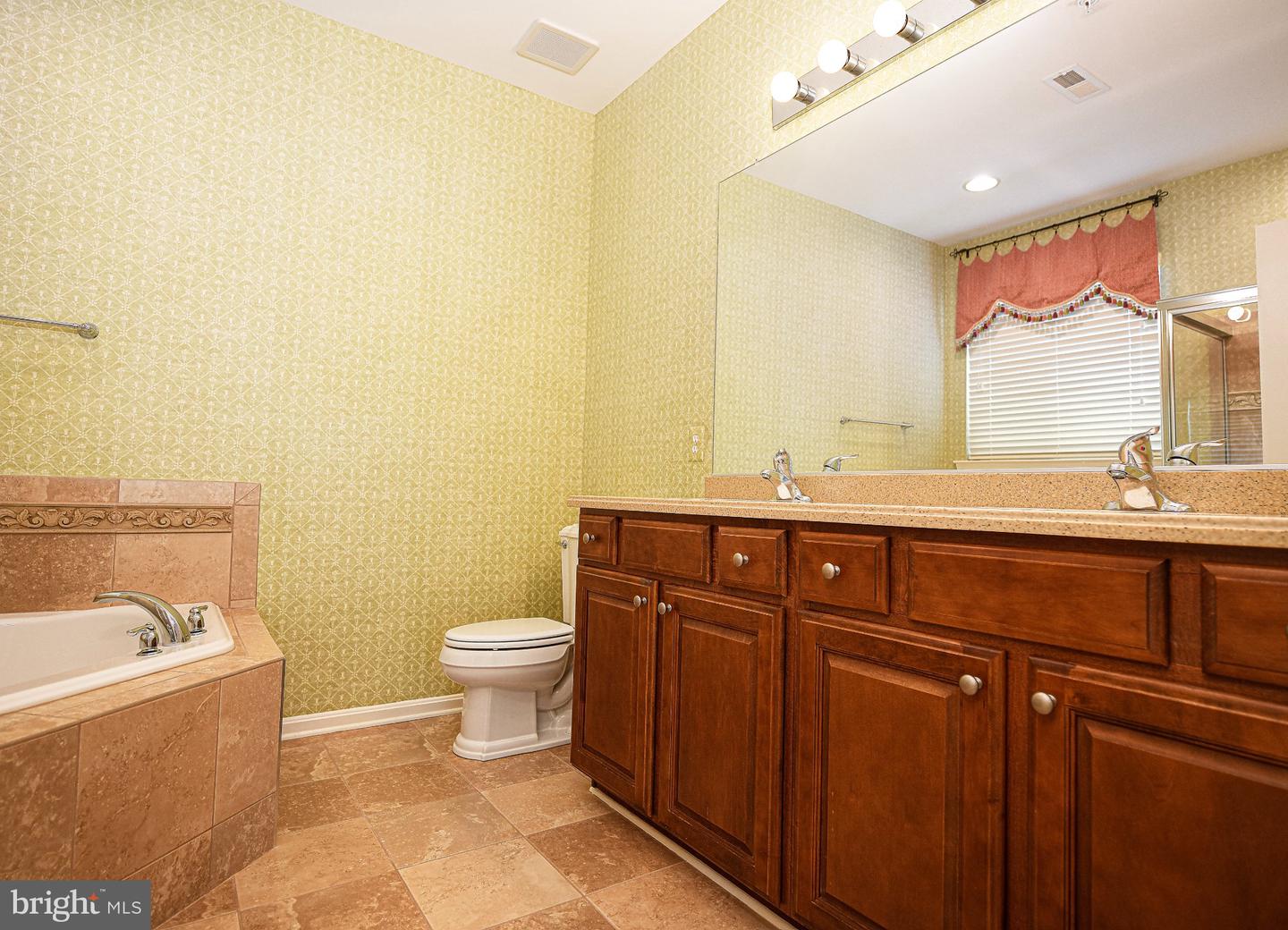 1709 Mohegan Dr #1043 Property Photo 29