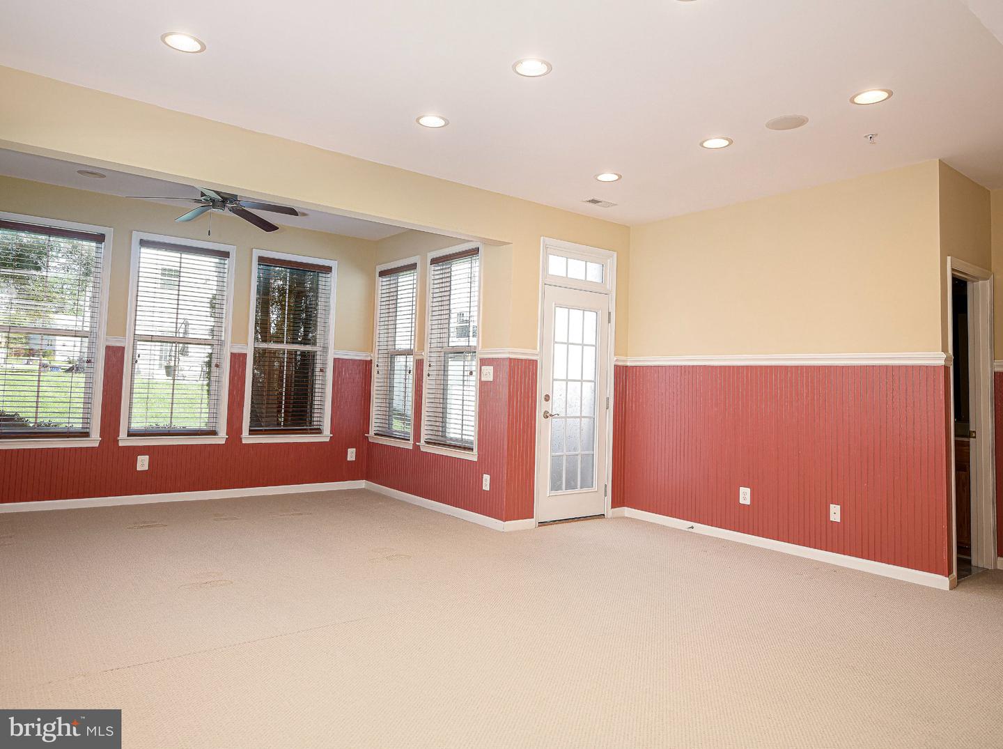 1709 Mohegan Dr #1043 Property Photo 36