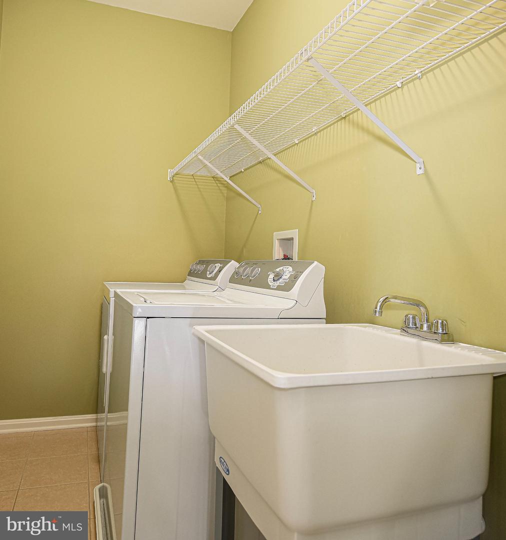 1709 Mohegan Dr #1043 Property Photo 39