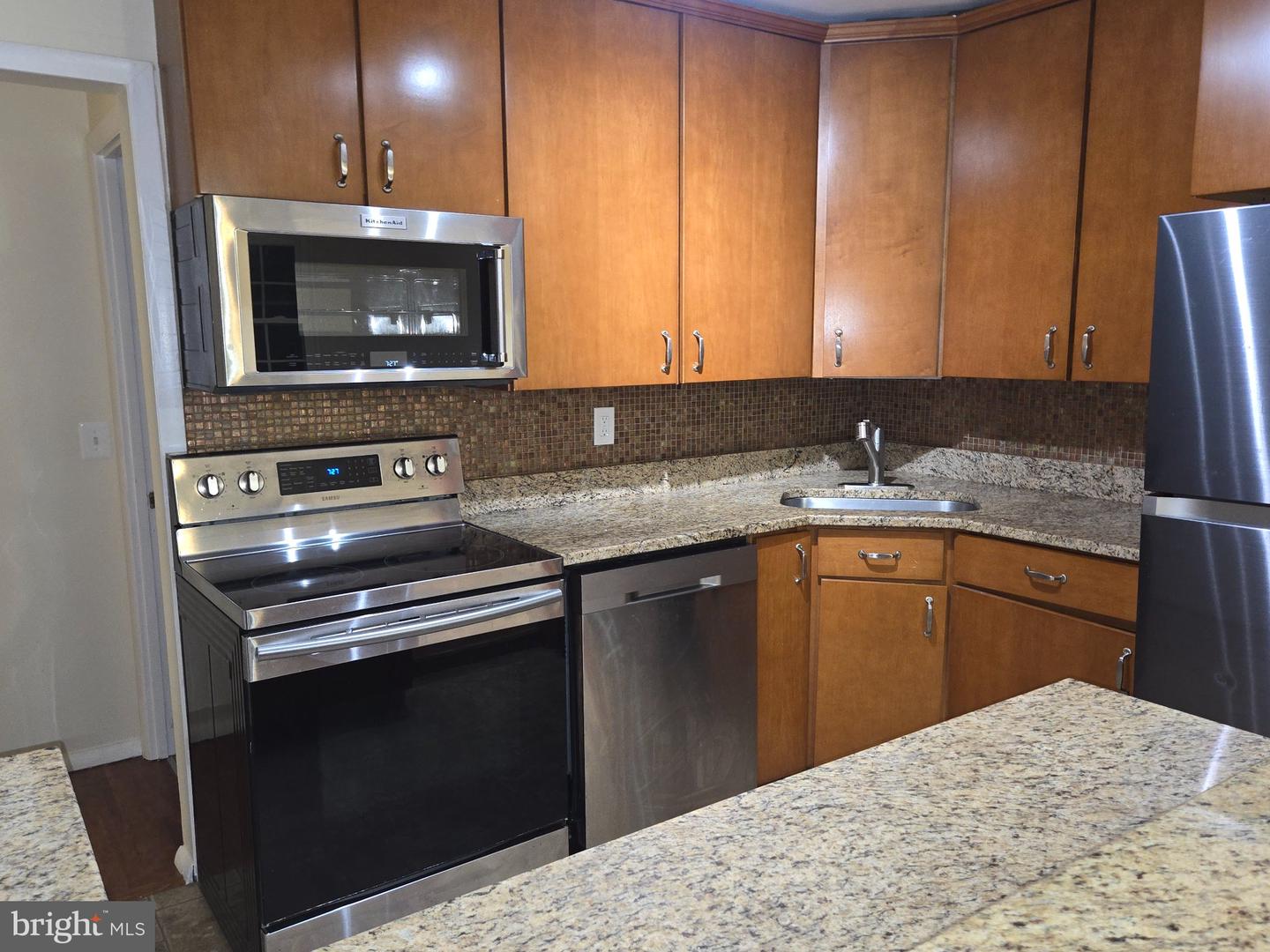 111 Donzen Dr #e Property Photo 1