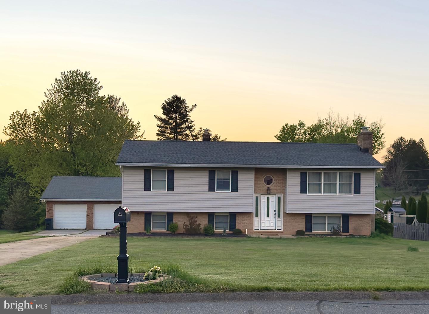 2708 Hunting Ridge Ct Property Photo 1