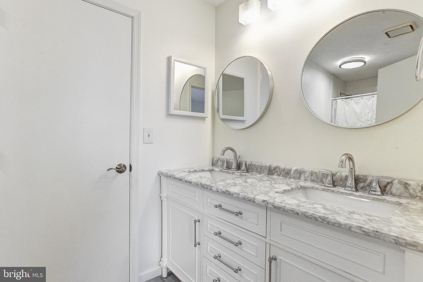 130 Remington Circle Property Photo 28