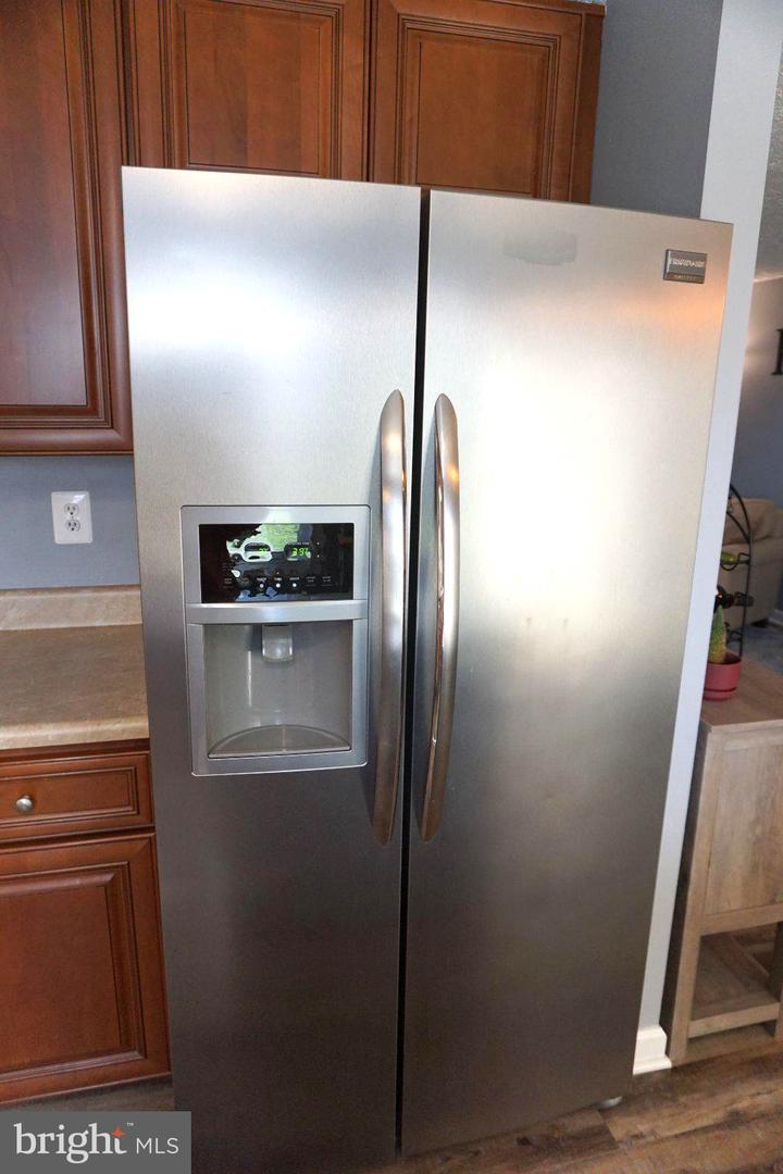 100 Shell Cove Ct Property Photo 15
