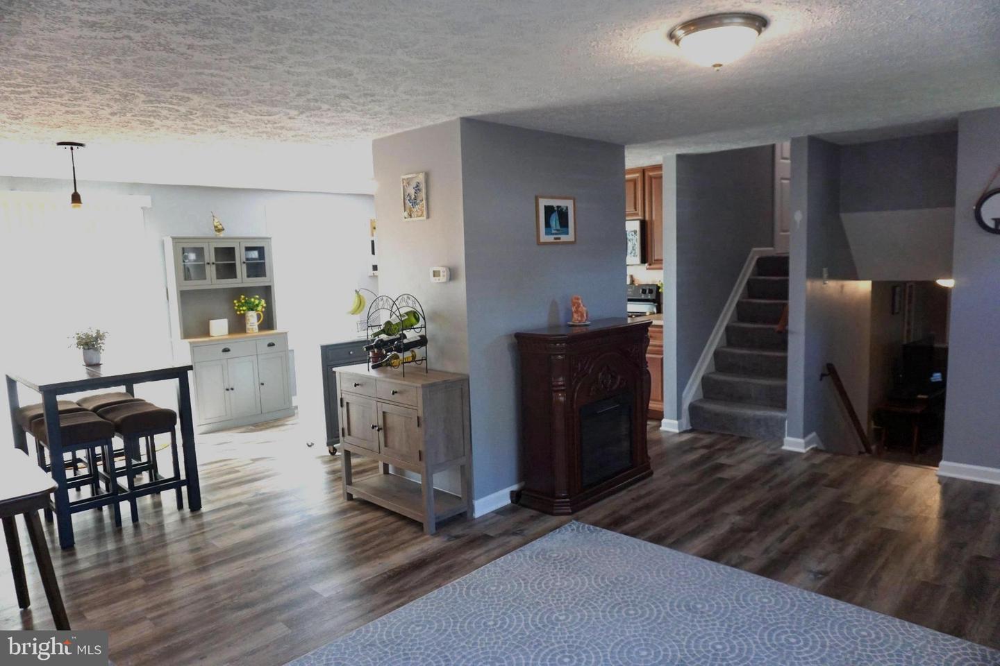 100 Shell Cove Ct Property Photo 17