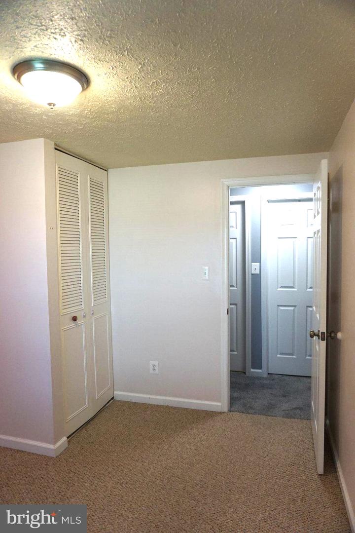 100 Shell Cove Ct Property Photo 27