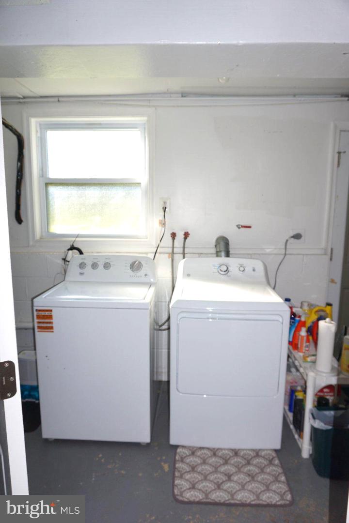 100 Shell Cove Ct Property Photo 36