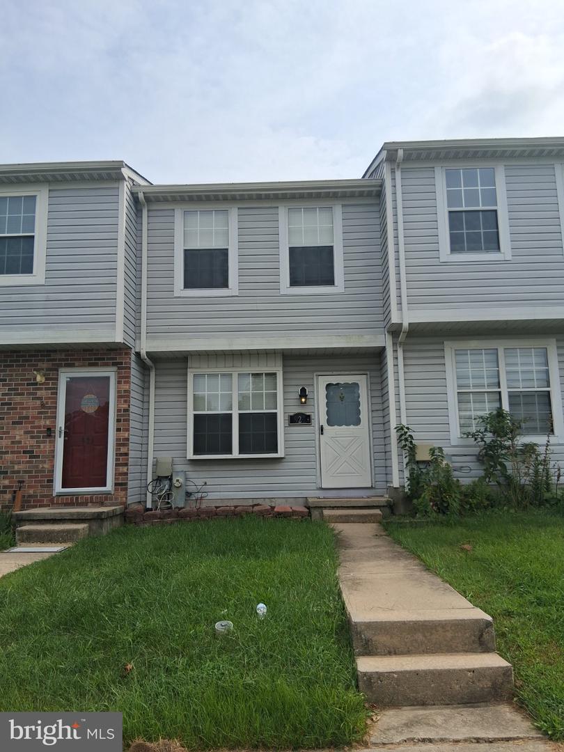 929 Olive Branch Ct N Property Photo 1