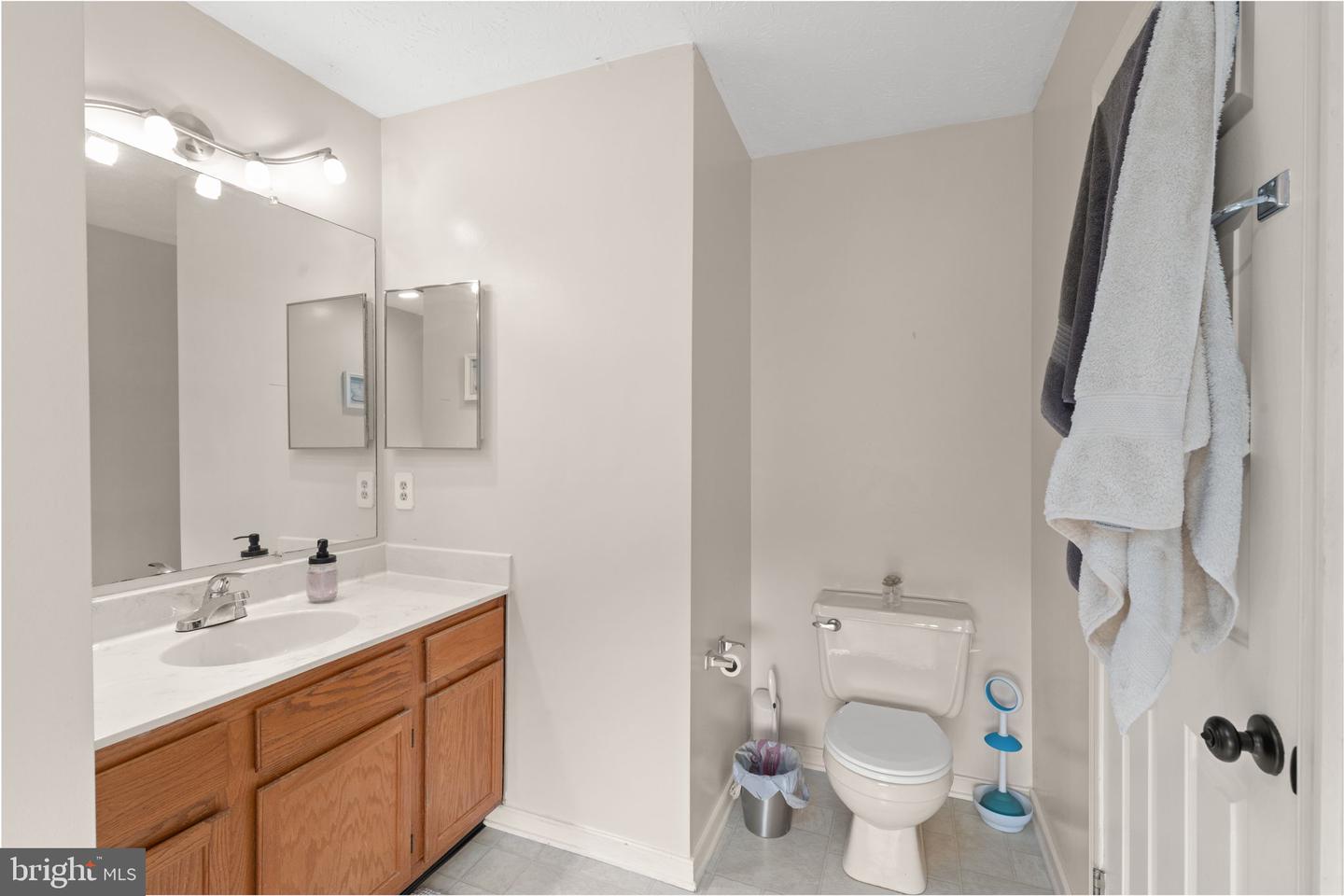 615 Lochern Ter Property Photo 20