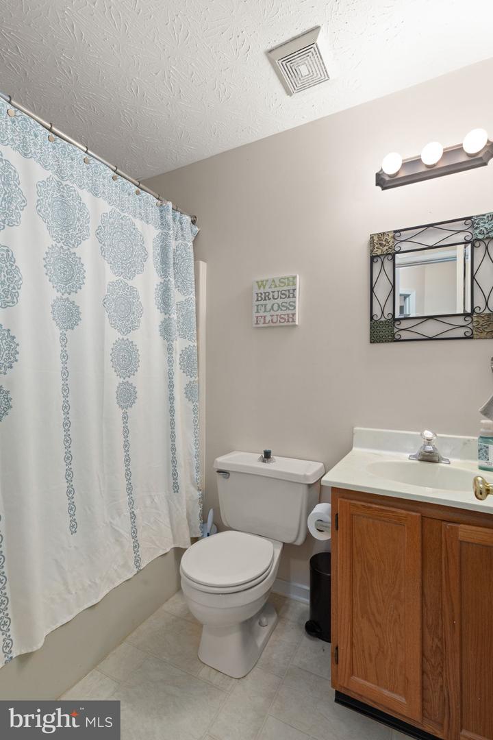 615 Lochern Ter Property Photo 23