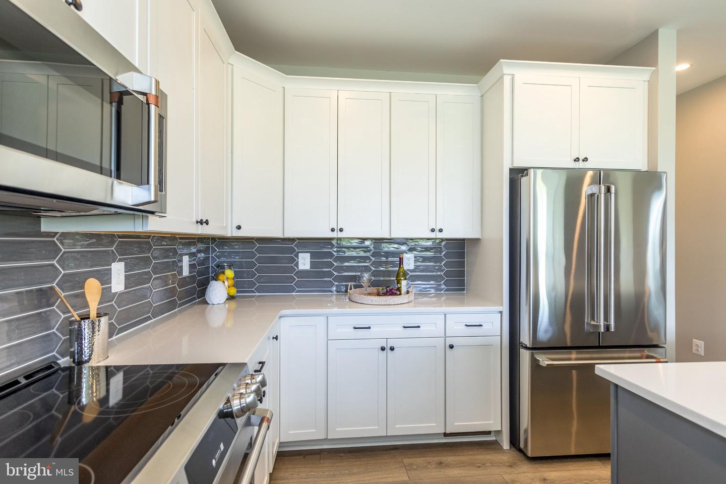 2208 Arden Dr Property Photo 6