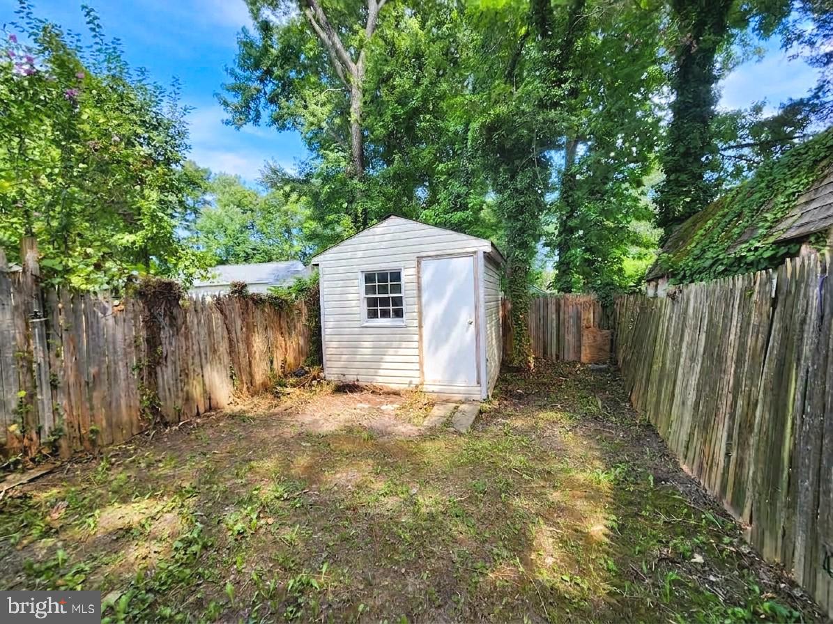 1005 Waterside Ct Property Photo 19