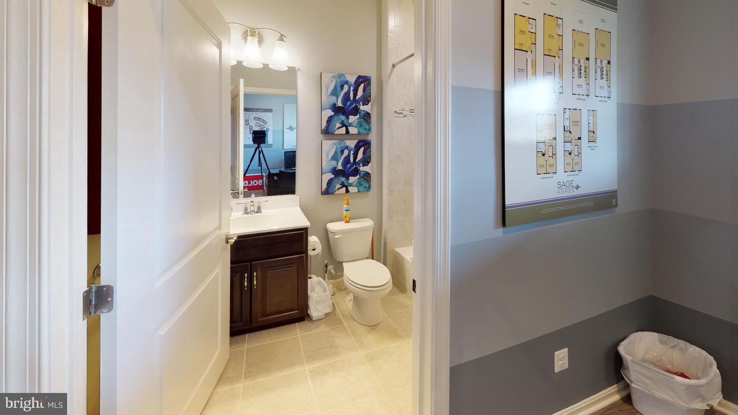 324 Aqua Sq Property Photo 34
