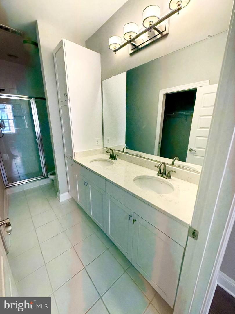 43 E Gordon St #j Property Photo 10