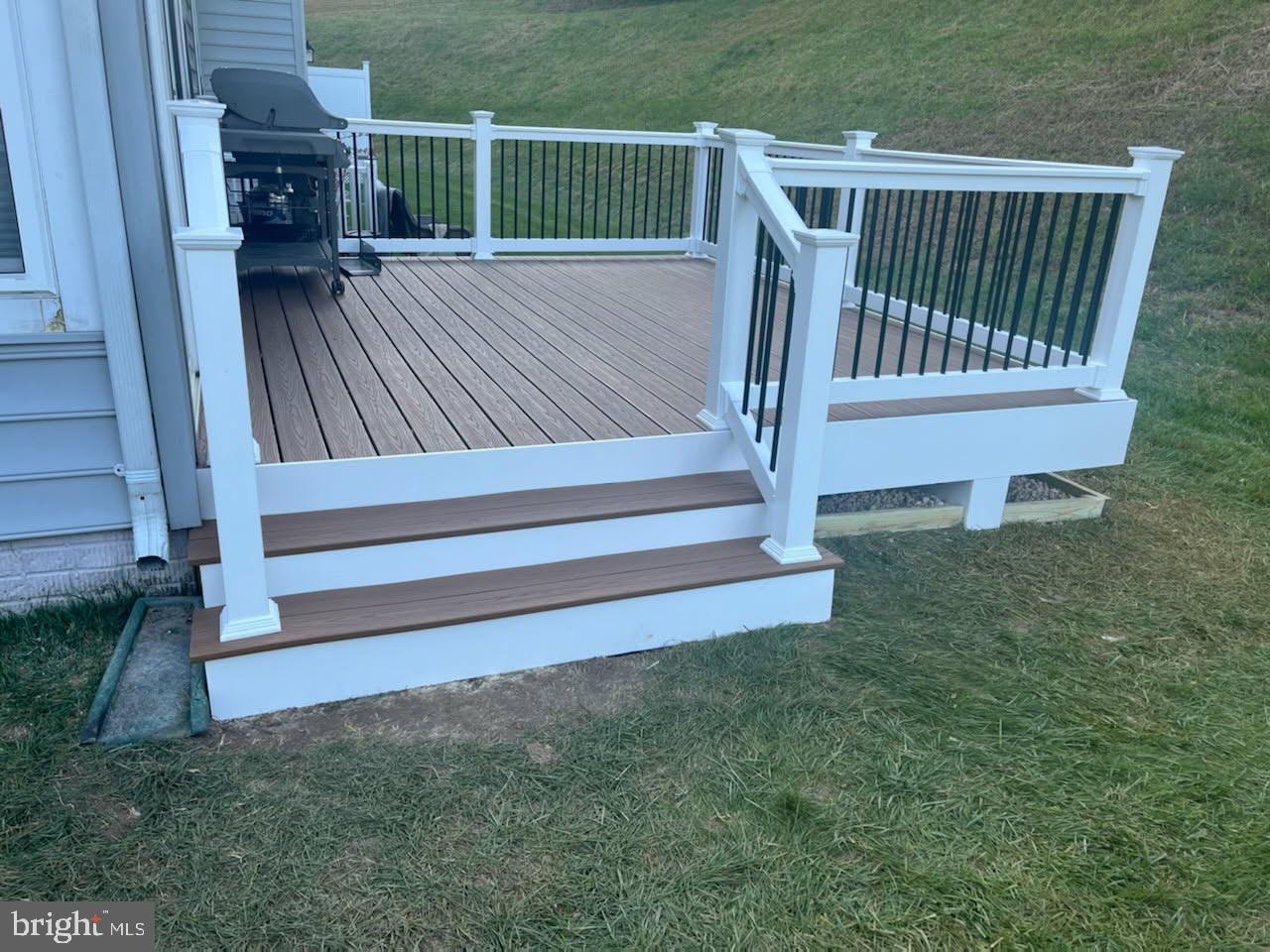 326 Cigar Loop Property Photo 9