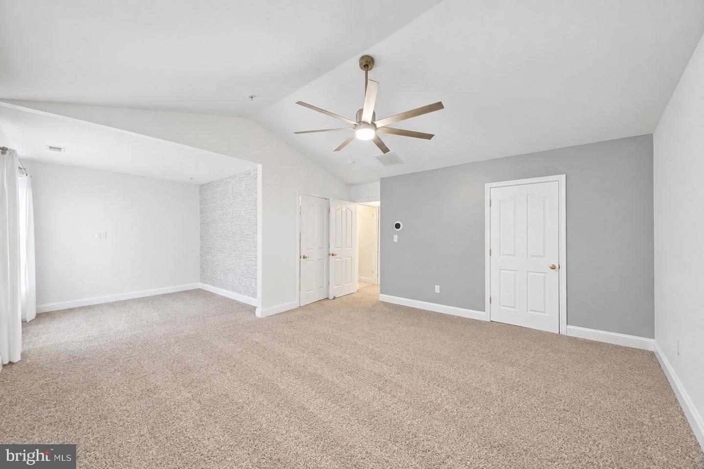 616 Berwick Ct Property Photo 20