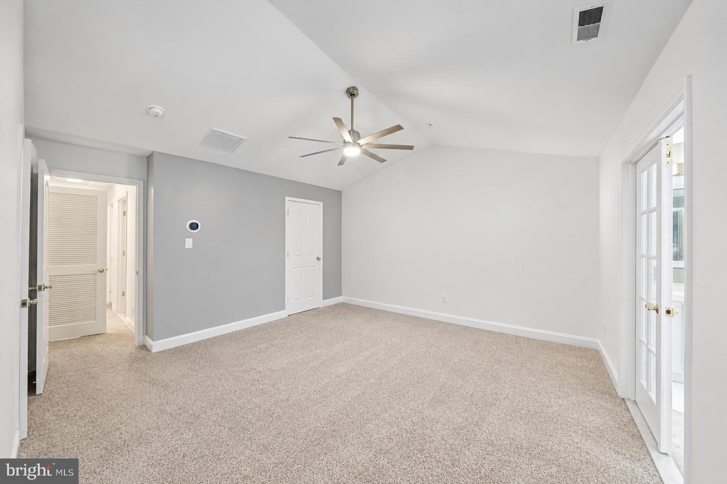 616 Berwick Ct Property Photo 21