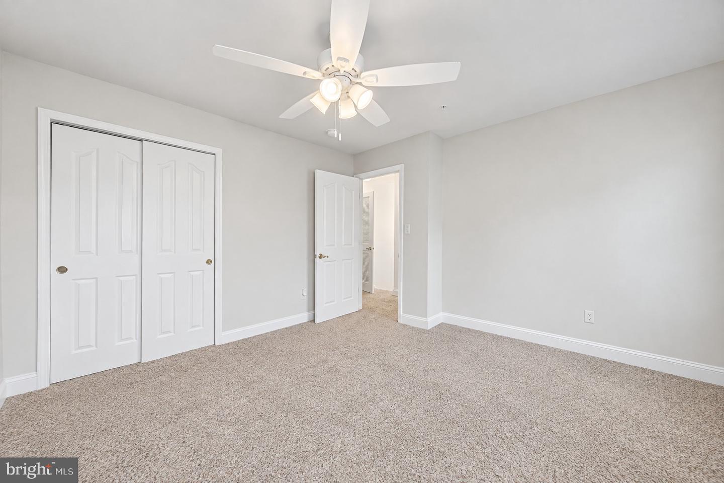 616 Berwick Ct Property Photo 26