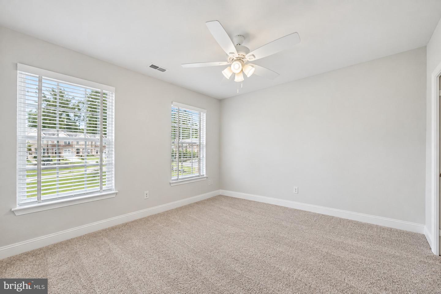 616 Berwick Ct Property Photo 27