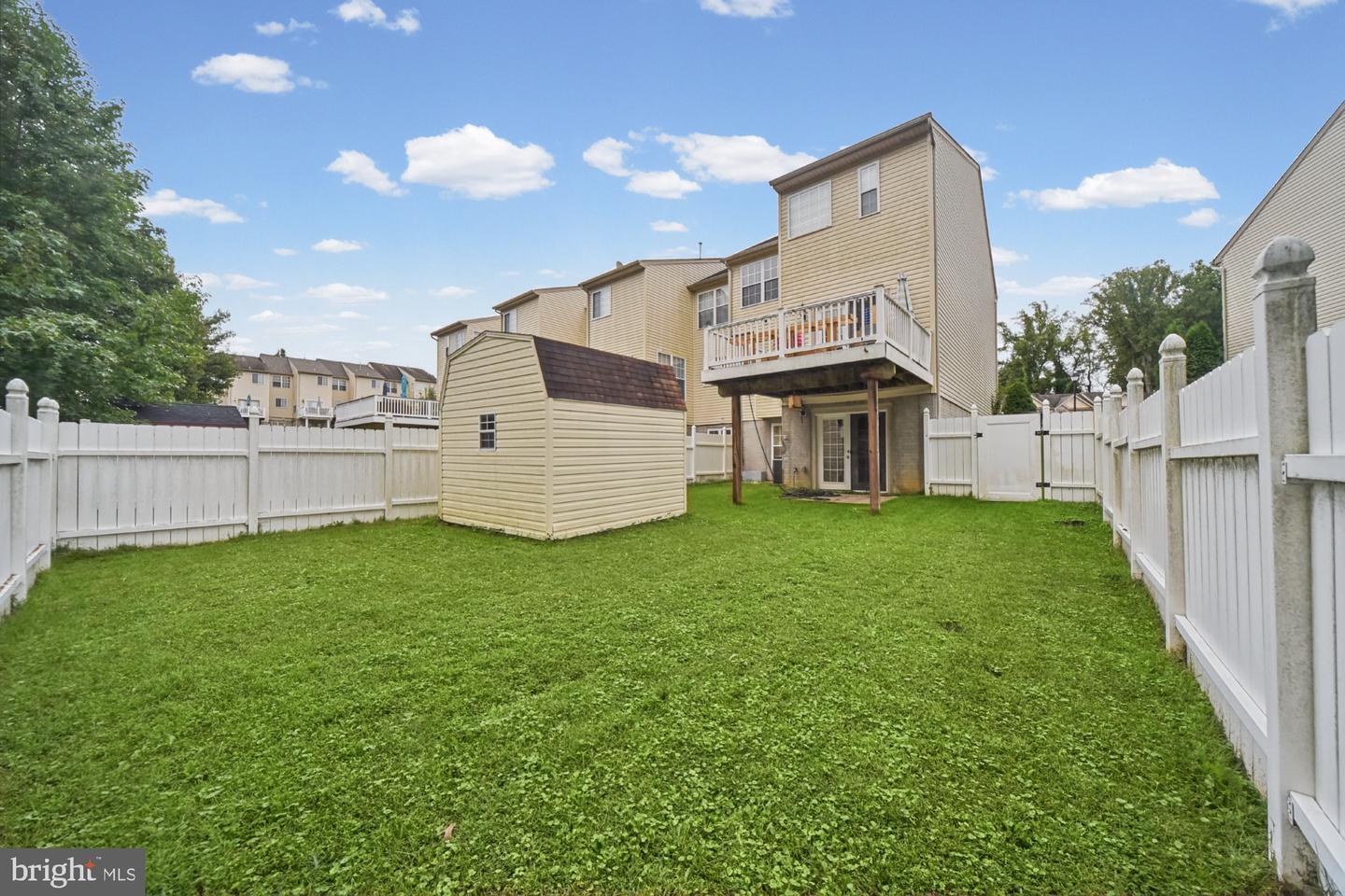 616 Berwick Ct Property Photo 44