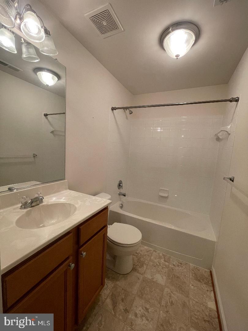 516 Plume Ct Property Photo 27