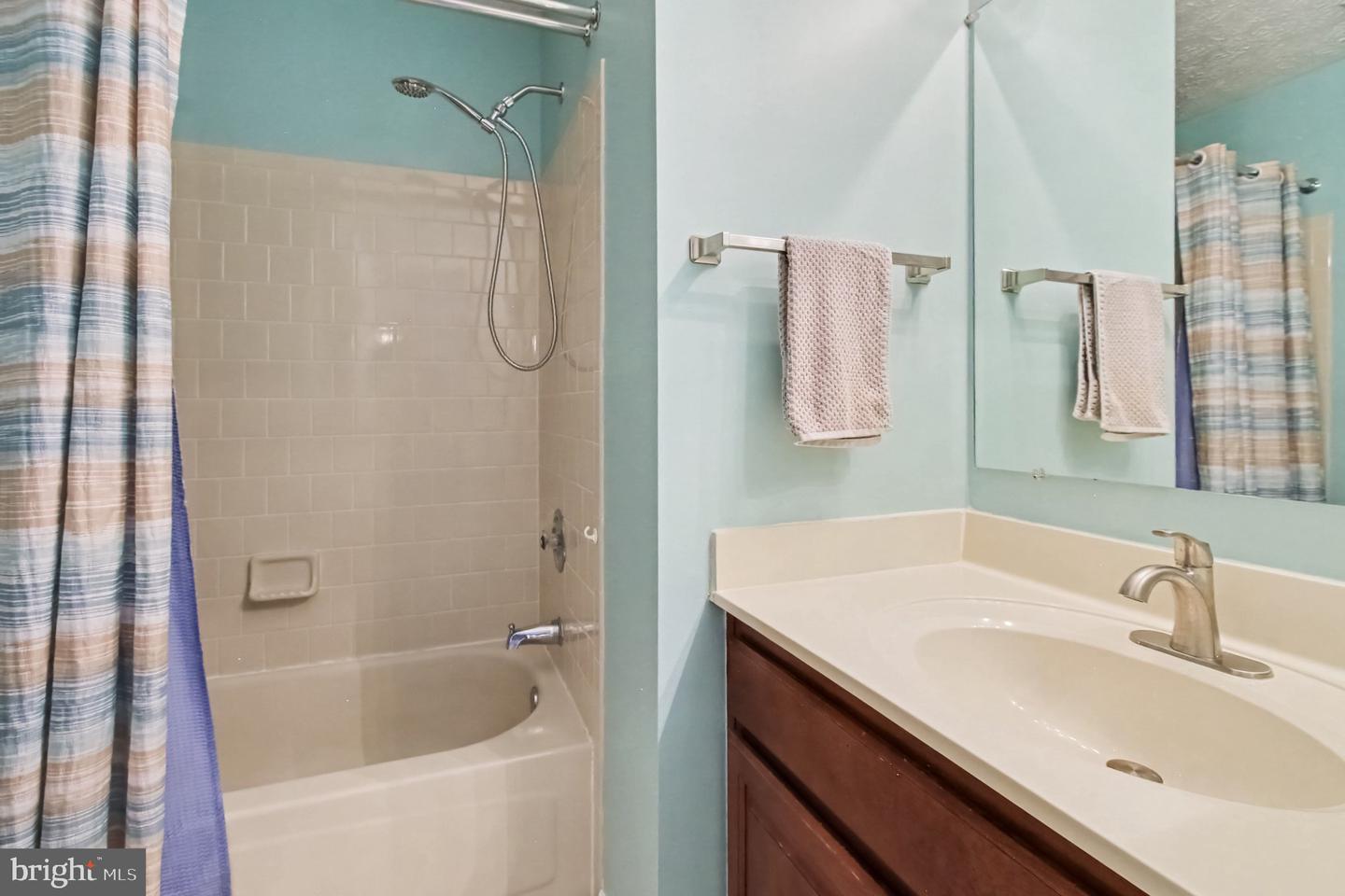 200 Burkwood Ct #200-3a Property Photo 19