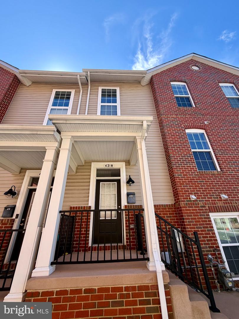 43 E GORDON ST #H Property Photo 1