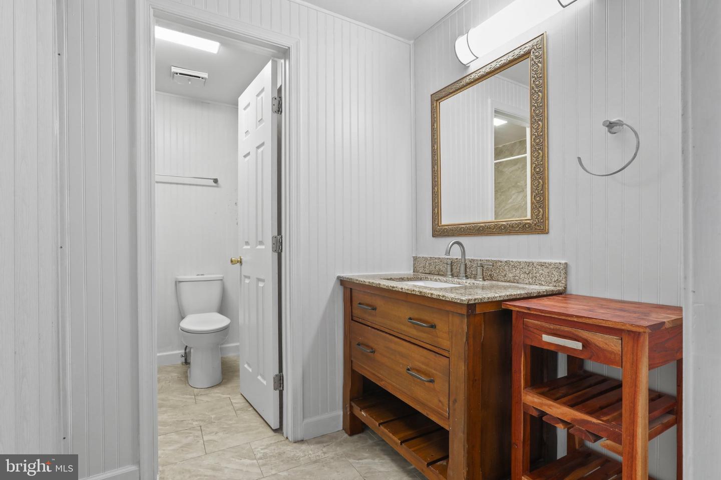 1215 Independence Sq Property Photo 25