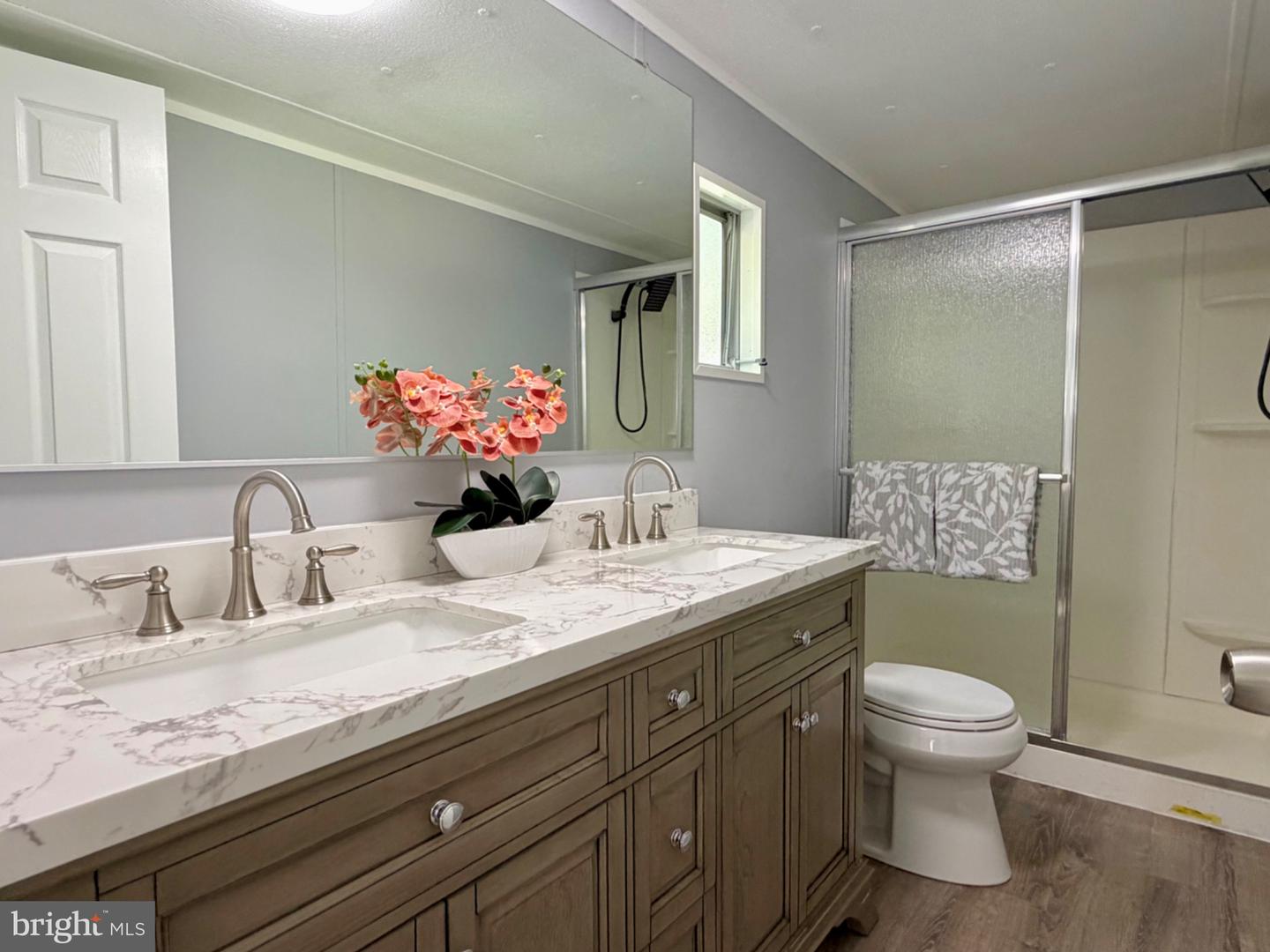 420 Underwood Cir Property Photo 6