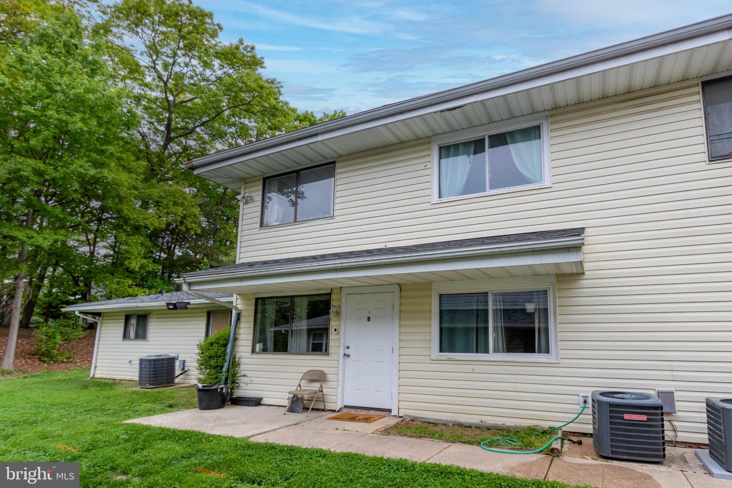 1719-B FOUNTAIN ROCK WAY #1719-B Property Photo 1