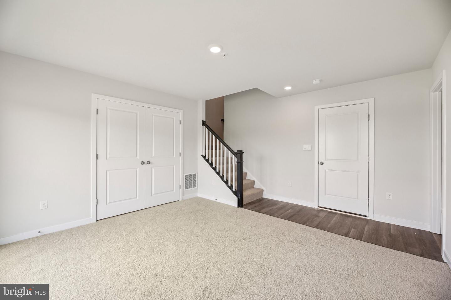 721 Beadilly Way Property Photo 17