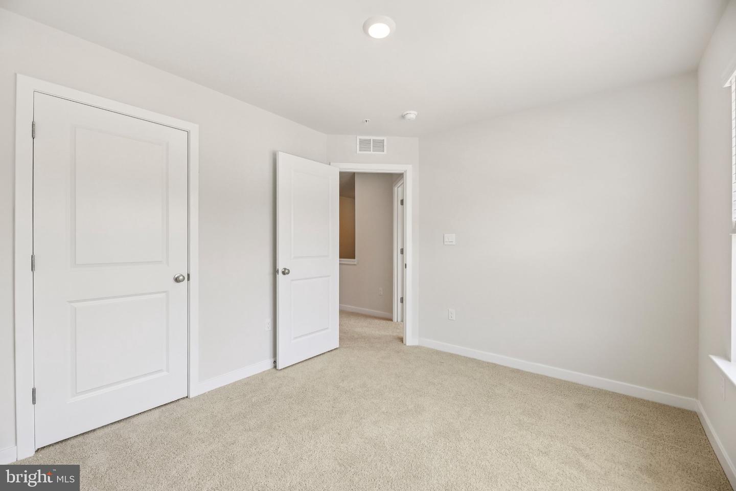 721 Beadilly Way Property Photo 23