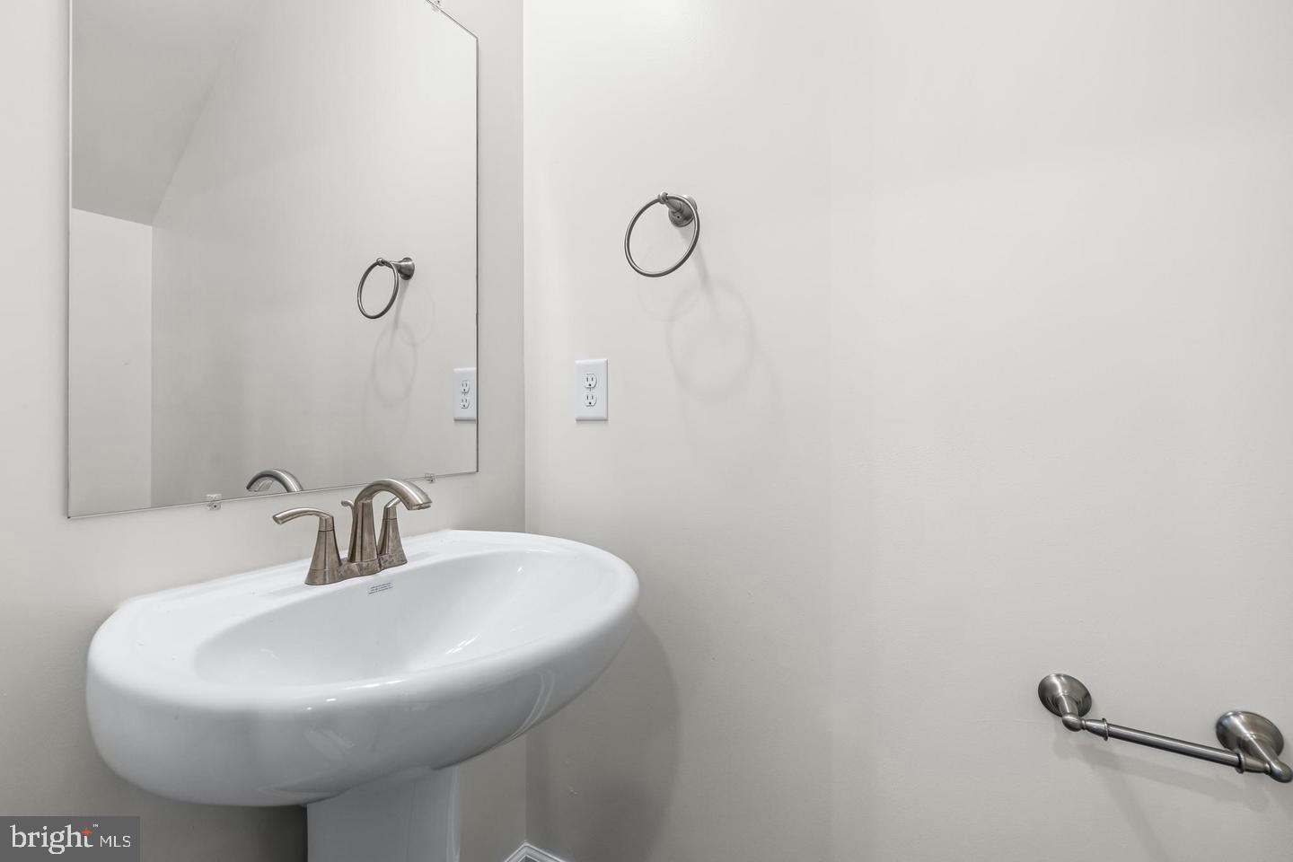 900 Gilbert Rd #3615b Property Photo 9