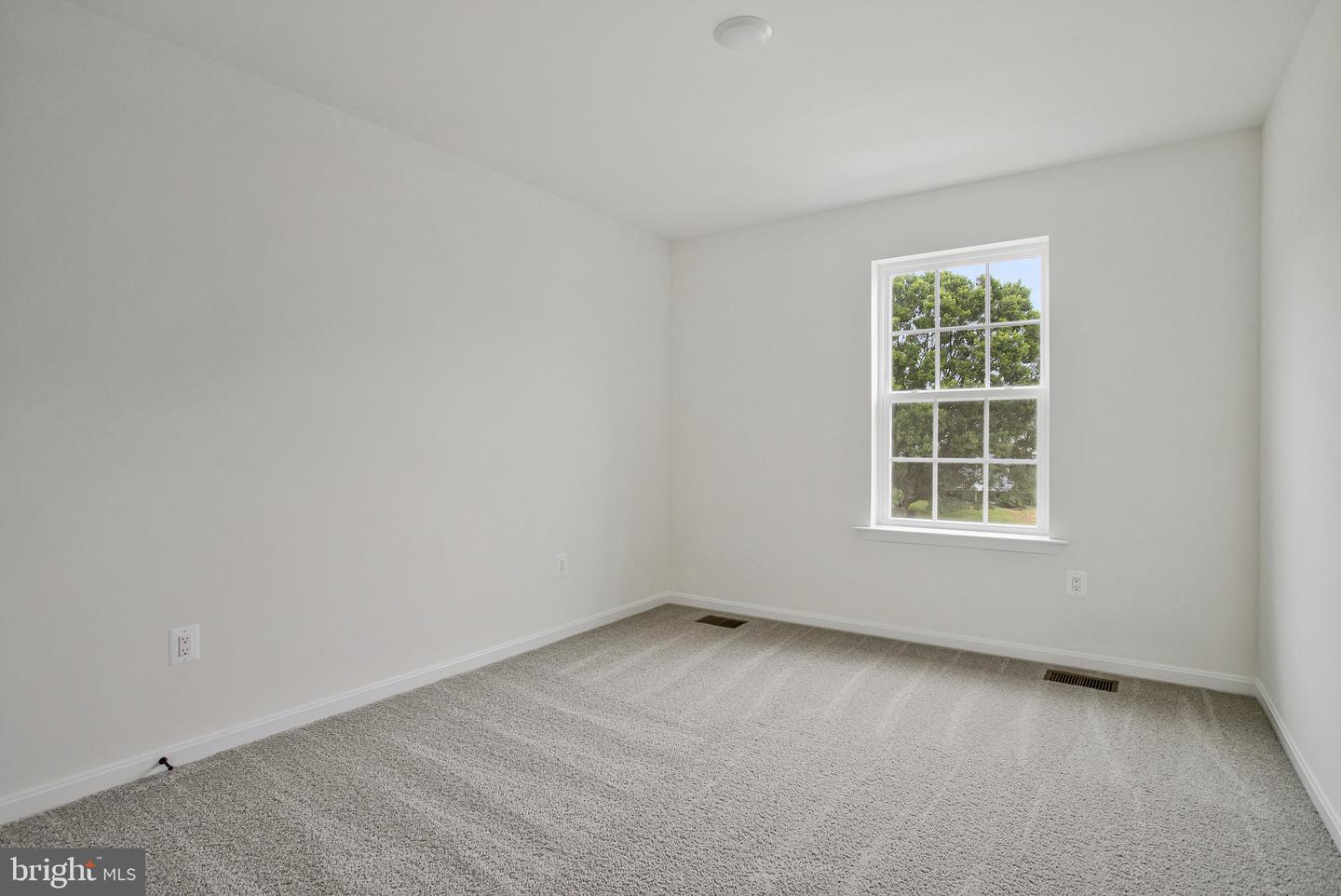 1607 Shady Tree Ct Property Photo 14