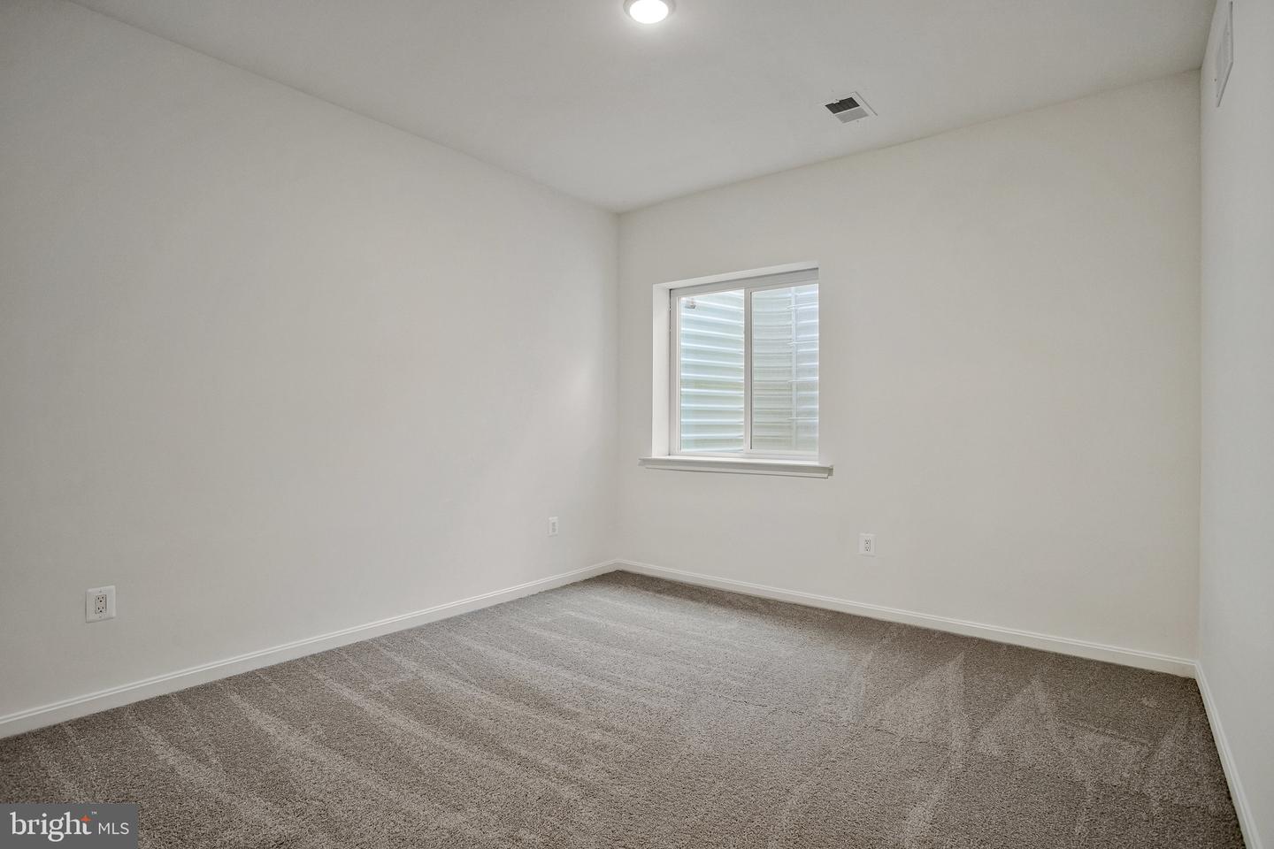 1607 Shady Tree Ct Property Photo 22