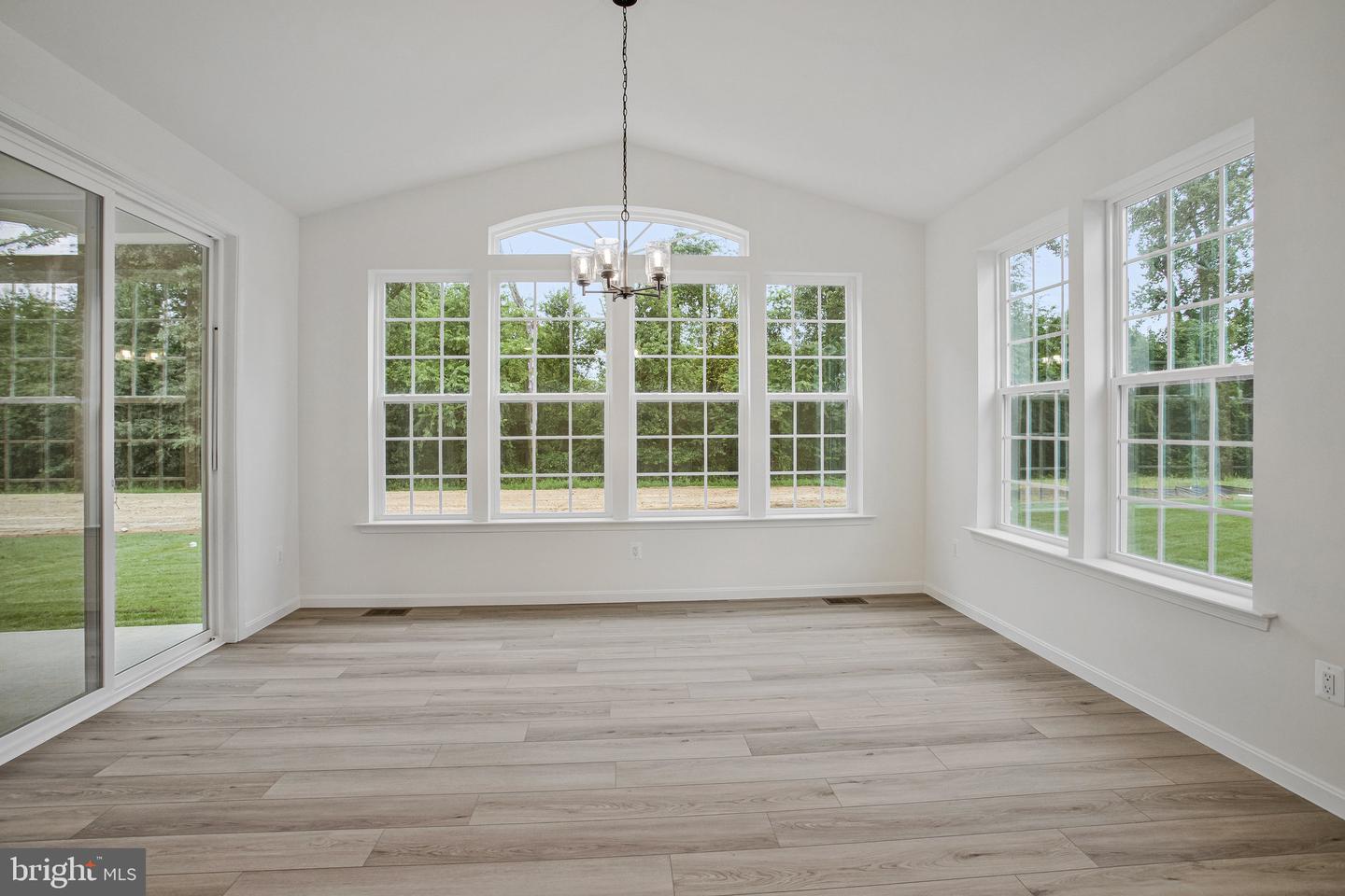 1607 Shady Tree Ct Property Photo 52
