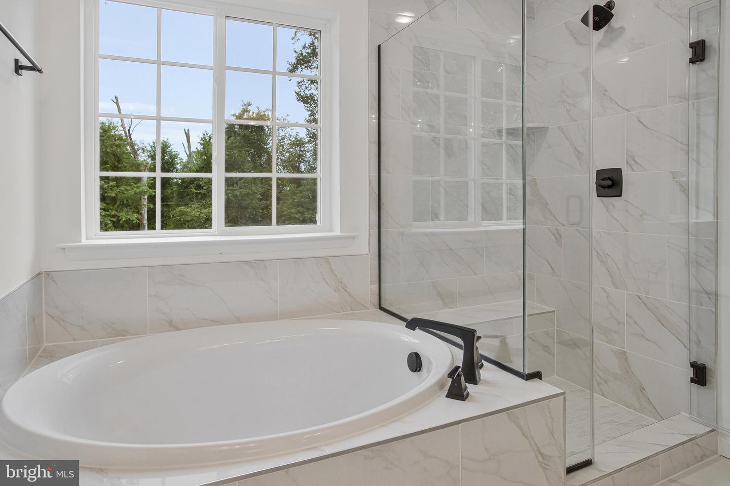 1607 Shady Tree Ct Property Photo 64