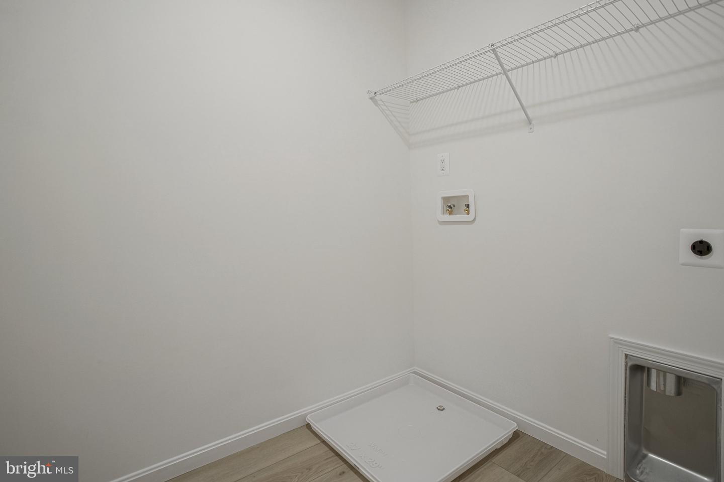 1607 Shady Tree Ct Property Photo 67