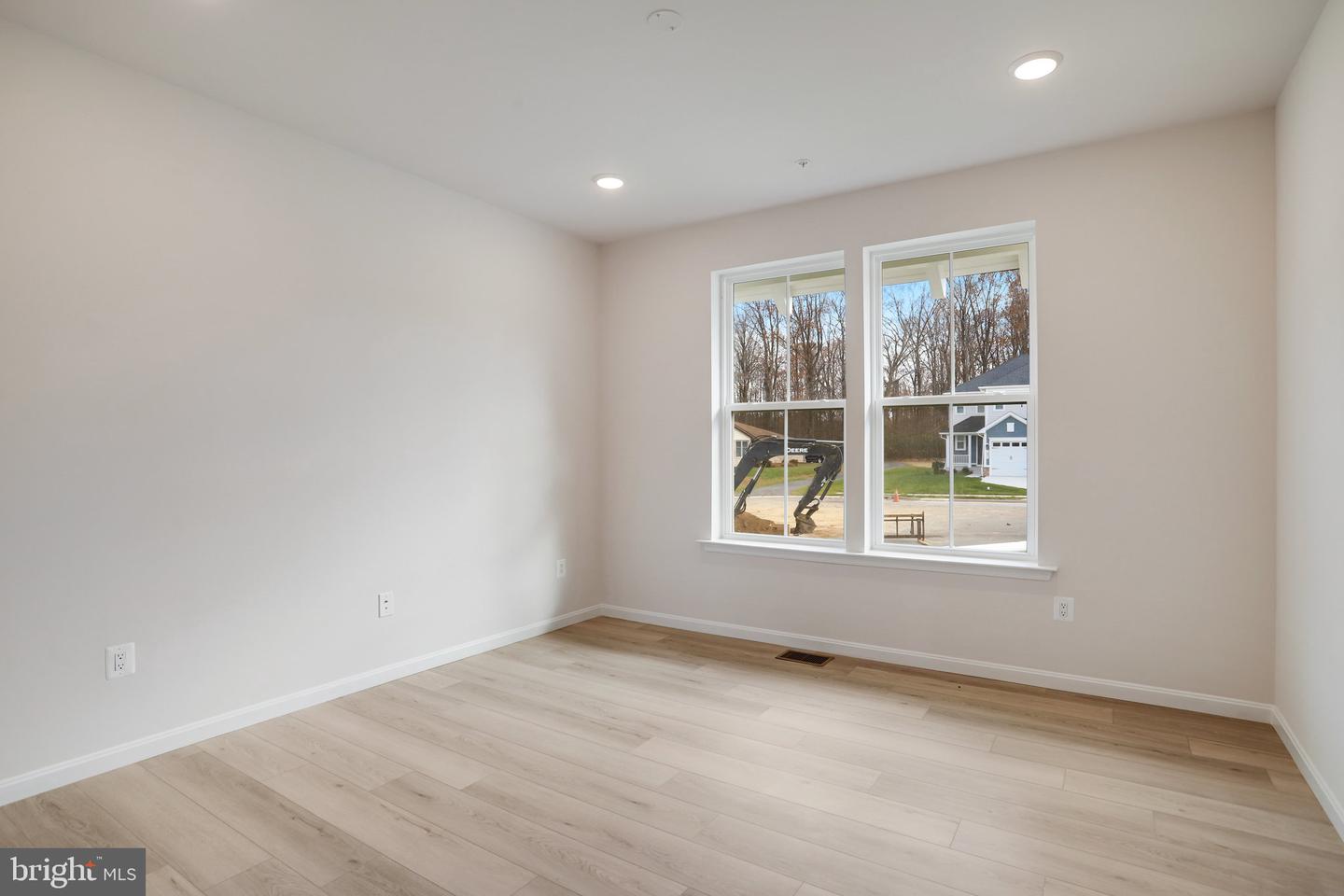 1620 Shady Tree Ct Property Photo 9