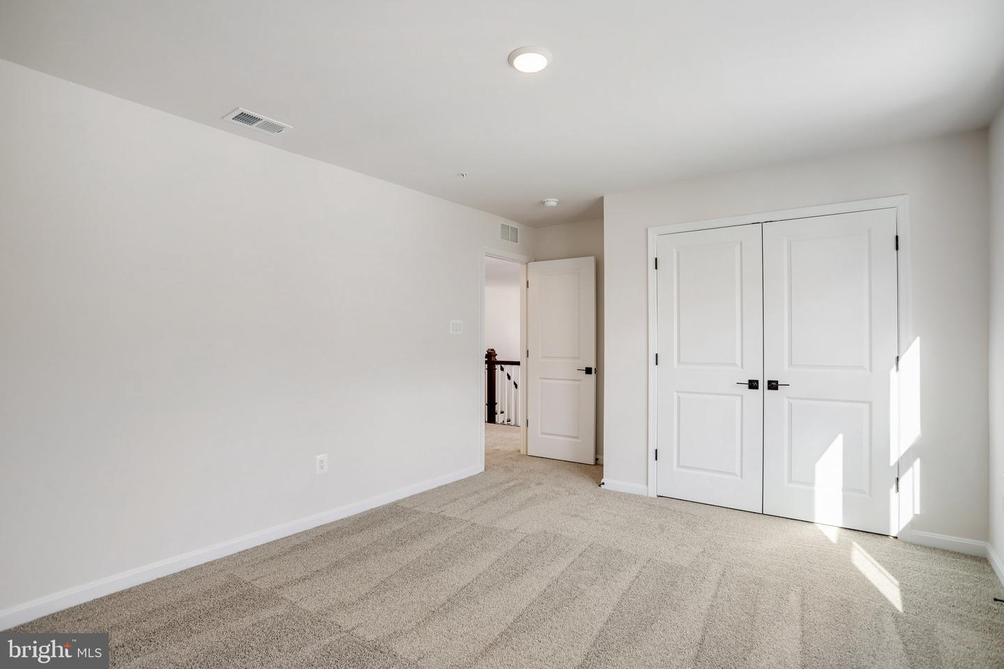 1620 Shady Tree Ct Property Photo 36