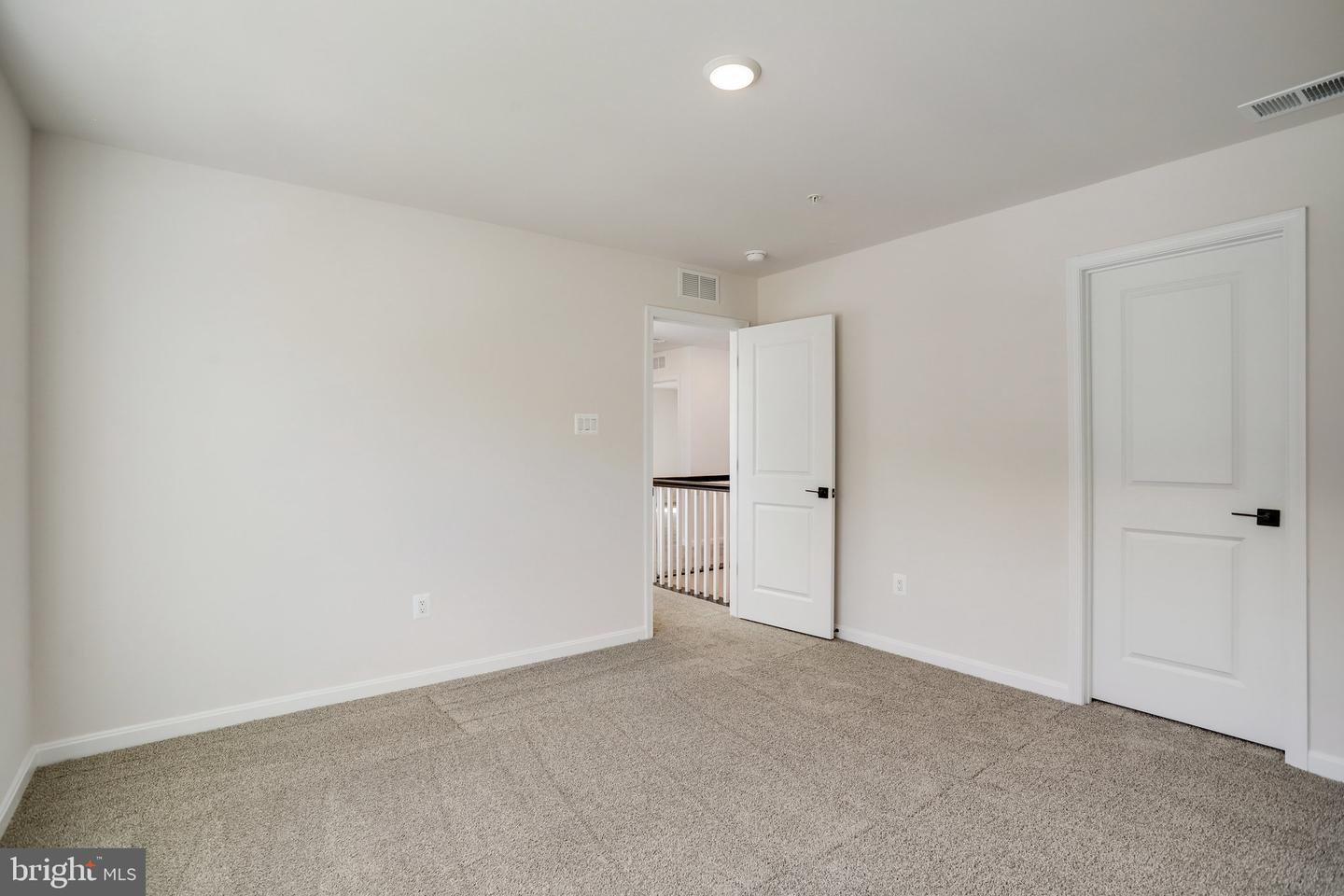 1620 Shady Tree Ct Property Photo 40