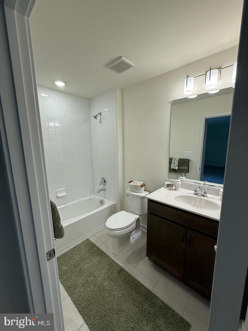 3636 Dexter Ct #142 Property Photo 50