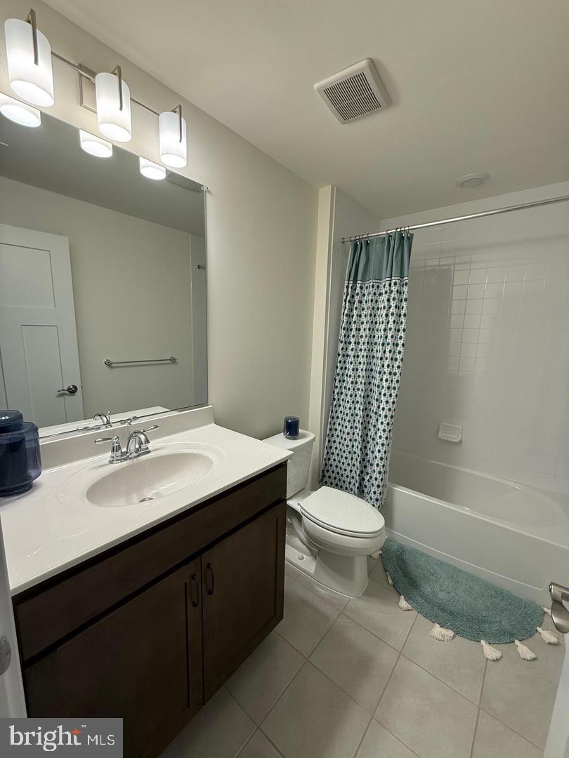 3636 Dexter Ct #142 Property Photo 51