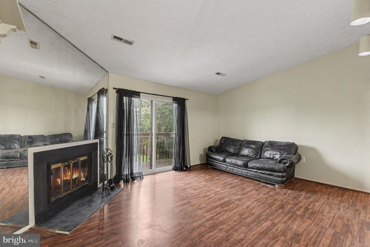 991 Bern Dr #991-3a Property Photo 2