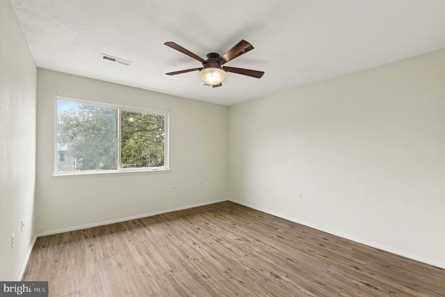 991 Bern Dr #991-3a Property Photo 13