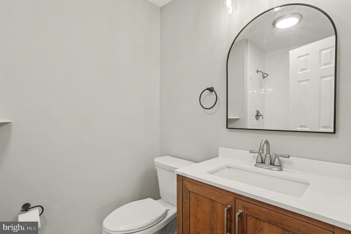 900-e Jessicas Ln #900-e Property Photo 11