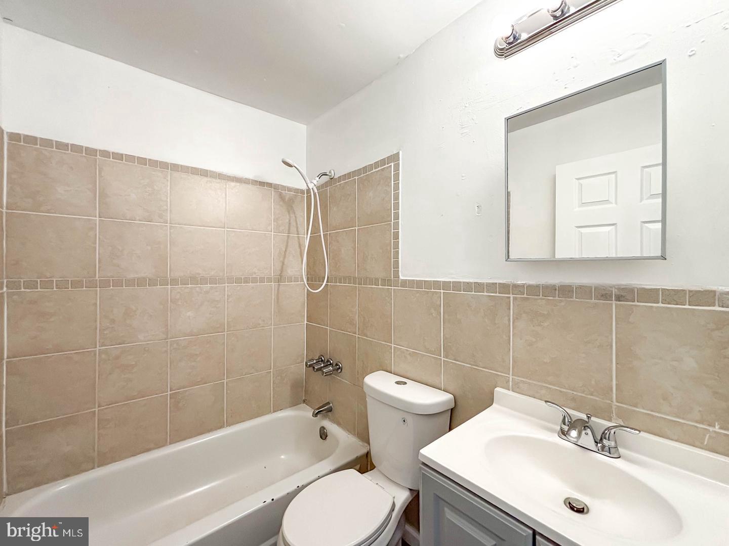 1754 Judy Way Property Photo 15