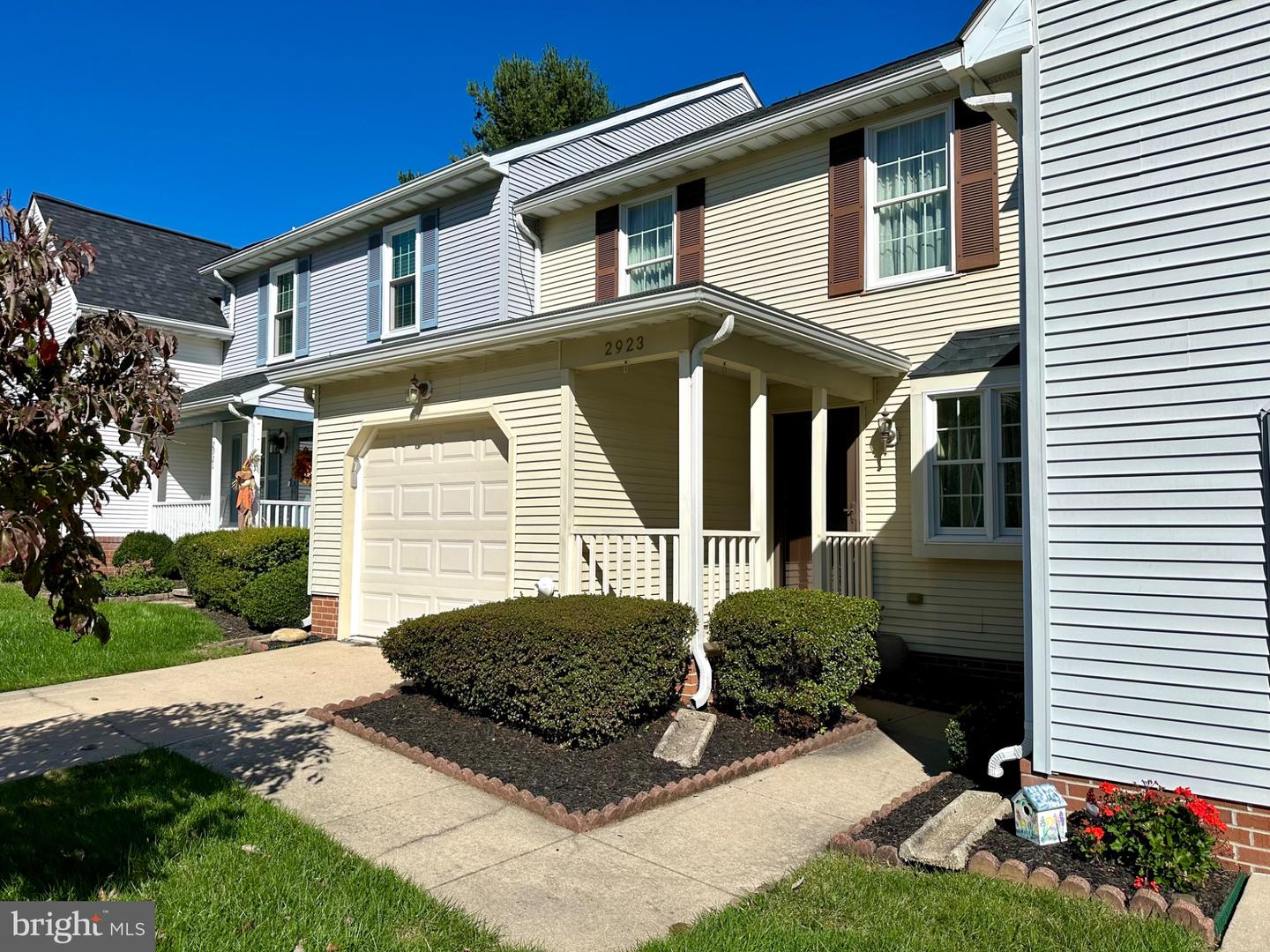 2923 TODDSBURY CT Property Photo 1