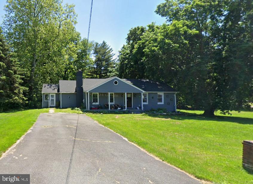 5 Woodside Dr Property Photo 1