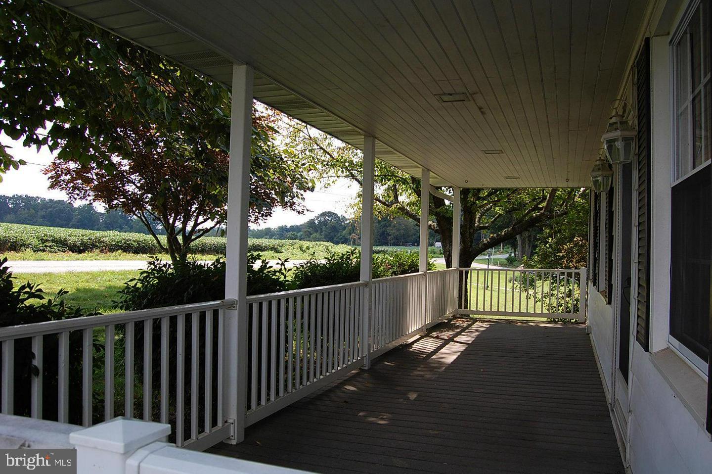 2645 Putnam Rd Property Photo 6